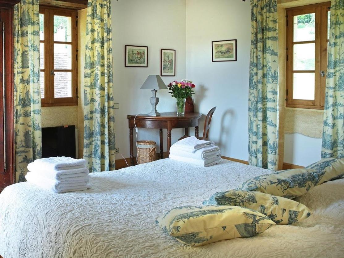 Chambres D'Hotes Avec Piscine La Rossillonie Beynac-et-Cazenac Værelse billede